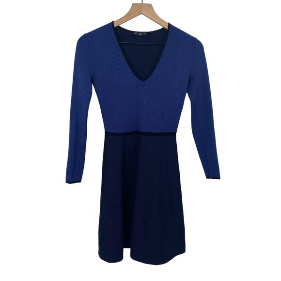 Club Monaco Fit & Flare Mini Sweater Dress Knit Polka Dot Long Sleeve V Neck XS - Picture 1 of 4